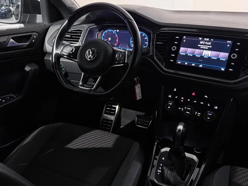 Volkswagen T-Roc 1.5 TSI DSG Sport Business 2x R-Line /Virtu uit 2019, foto 20