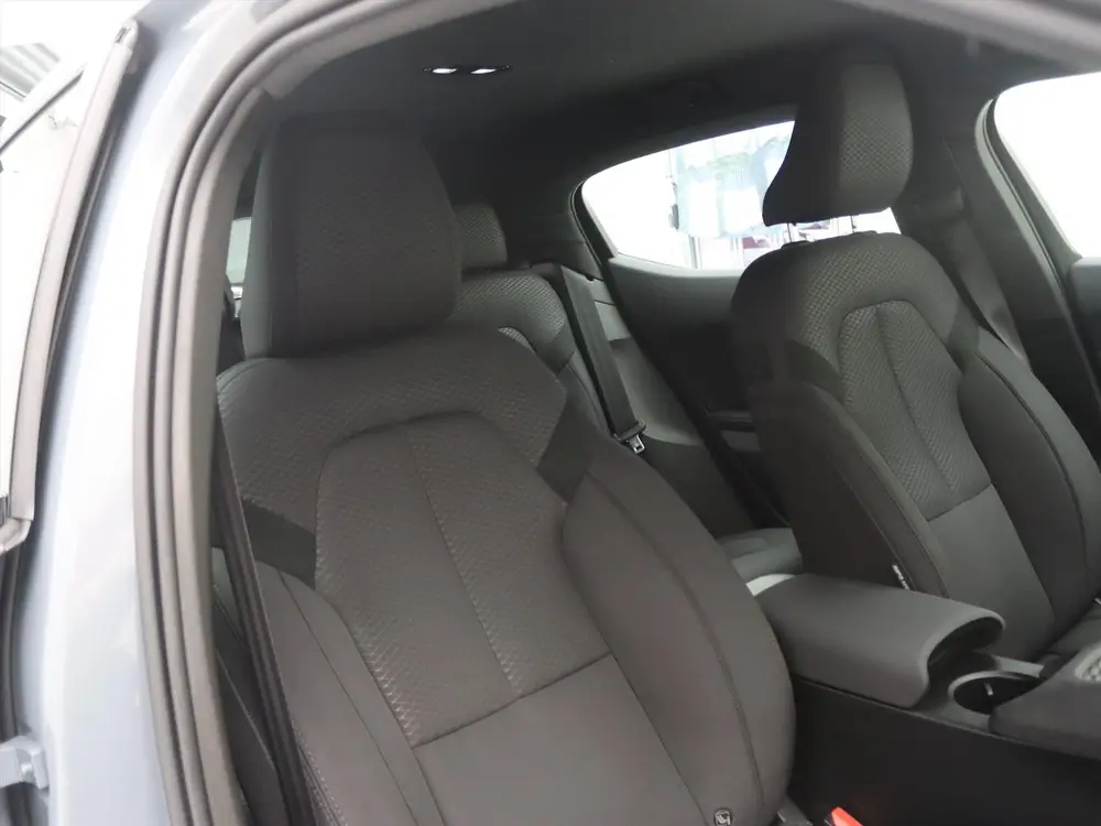 Polestar 2 170kW Long Range Single Motor 92% soH [ CL uit 2022, foto 16