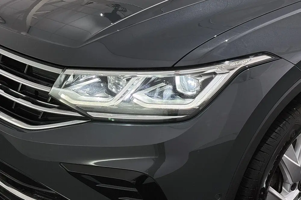 Volkswagen Tiguan 1.5 eHybrid Elegance Trekhaak Stuur-Stoelv uit 2023, foto 20