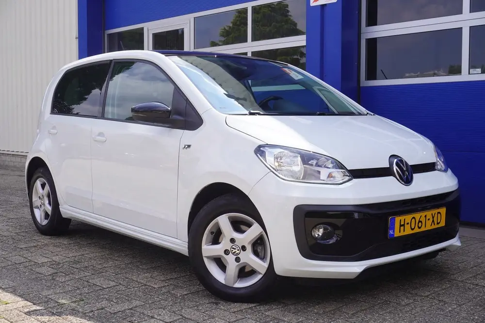 Volkswagen Up! 1.0 R-Line uit 2020, foto 3