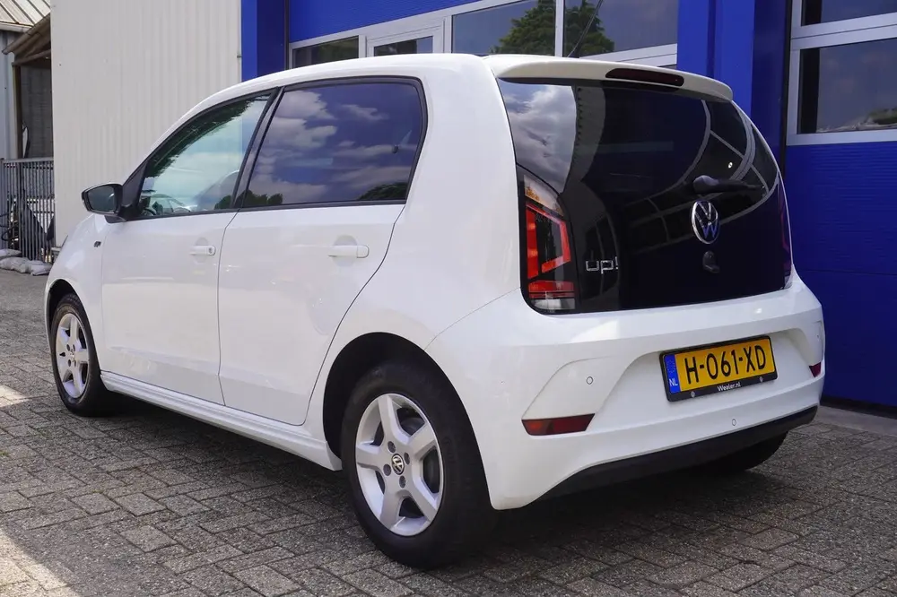Volkswagen Up! 1.0 R-Line uit 2020, foto 7