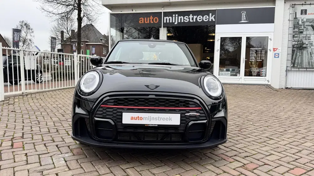 Mini Cabrio 1.5 Cooper Rockingham GT Edition uit 2023, foto 4