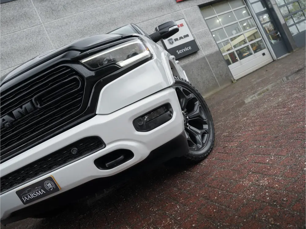 Dodge Ram 1500 5.7 V8 4x4 Crew Cab Limited Night |Adaptive C uit 2022, foto 15