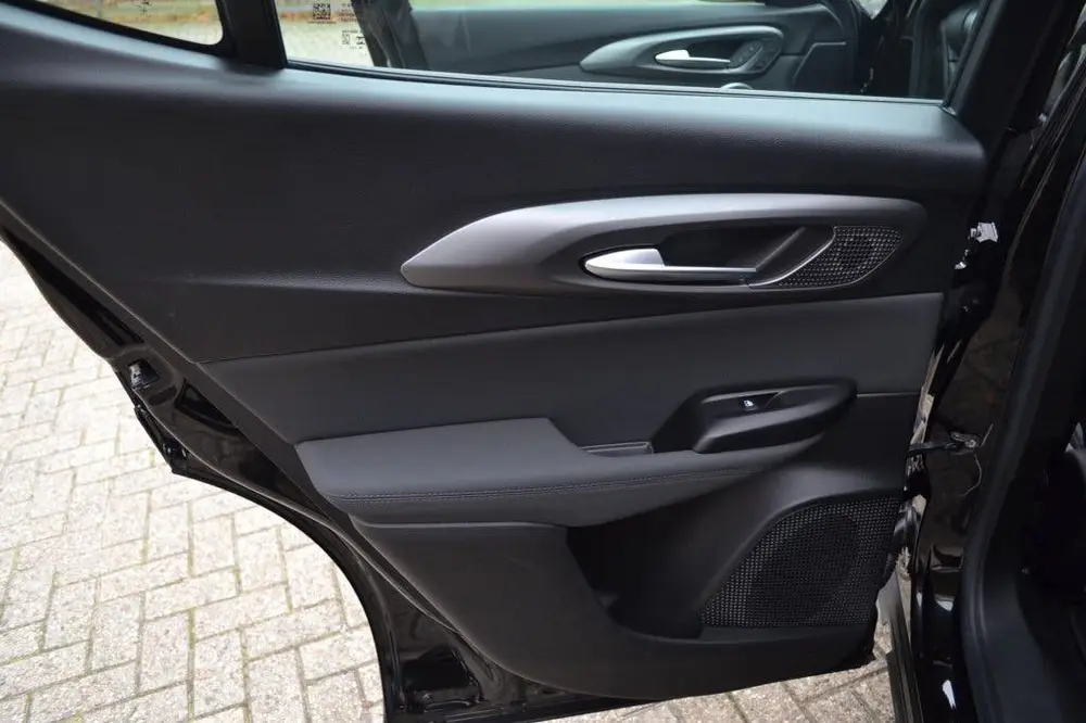 Alfa Romeo Tonale 1.6 JTDm BTW auto uit 2024, foto 18