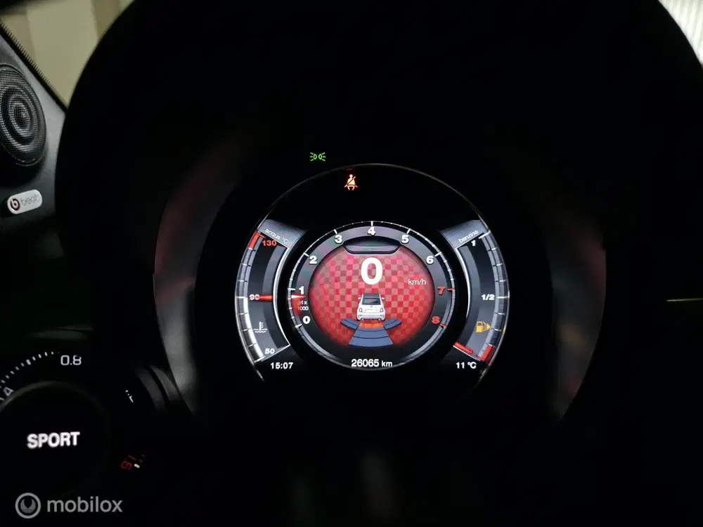 Fiat 500C Abarth 595C 1.4 T-Jet Handgeschakeld uit 2023, foto 17