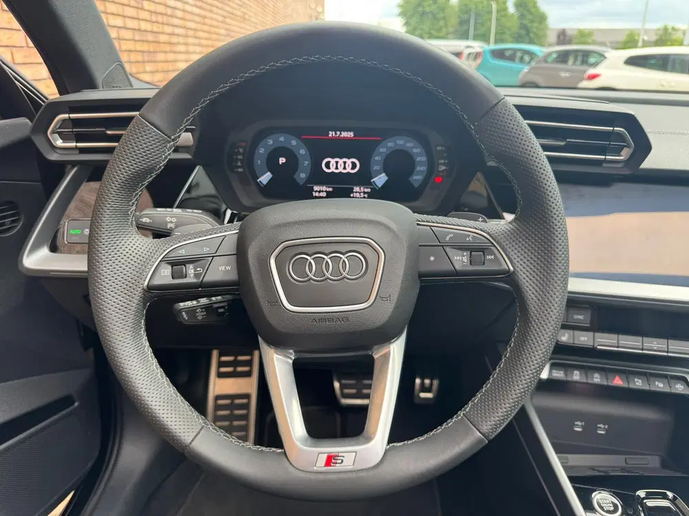 Audi A3 35 TFSI S-Edition-Pano-Keyless-Sonos-Ambi uit 2024, foto 20