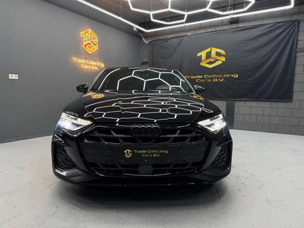 Audi A3 35 TFSI S-Edition-Pano-Keyless-Sonos-Ambi uit 2024, foto 6