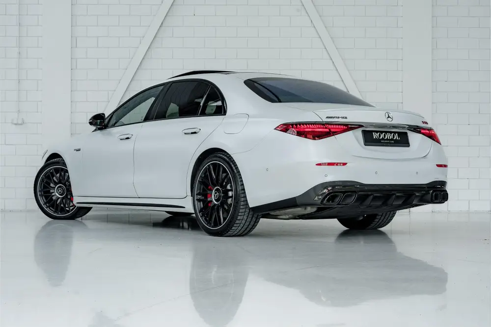 Mercedes-Benz S-Klasse AMG 63 S E Performance uit 2024, foto 3