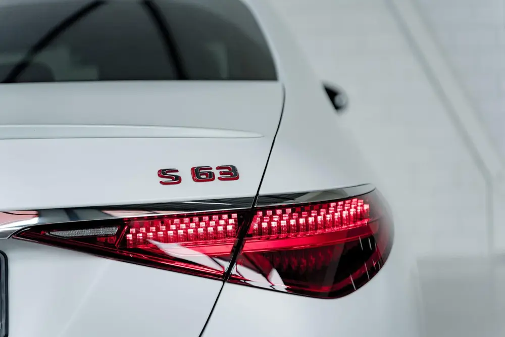 Mercedes-Benz S-Klasse AMG 63 S E Performance uit 2024, foto 7