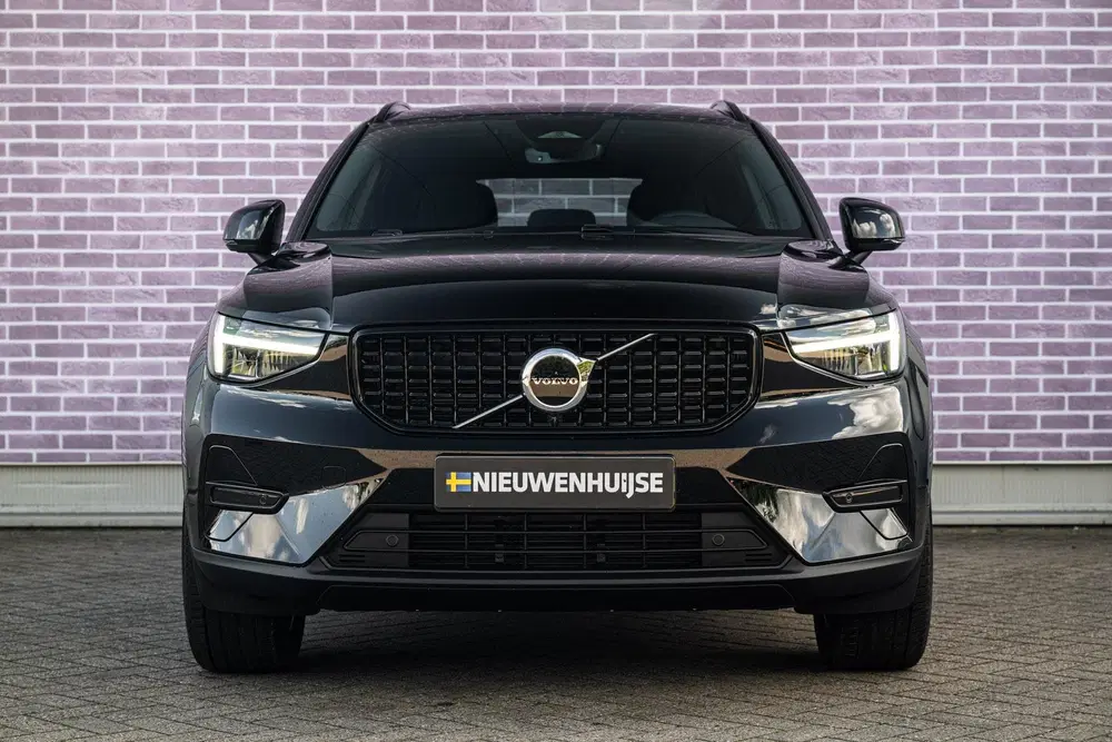 Volvo XC40 2.0 B4 Plus Dark uit 2026, foto 10