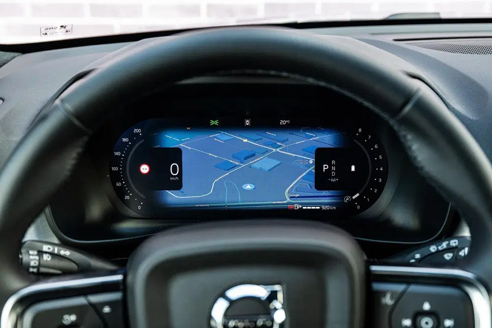 Volvo XC40 2.0 B4 Plus Dark uit 2026, foto 14