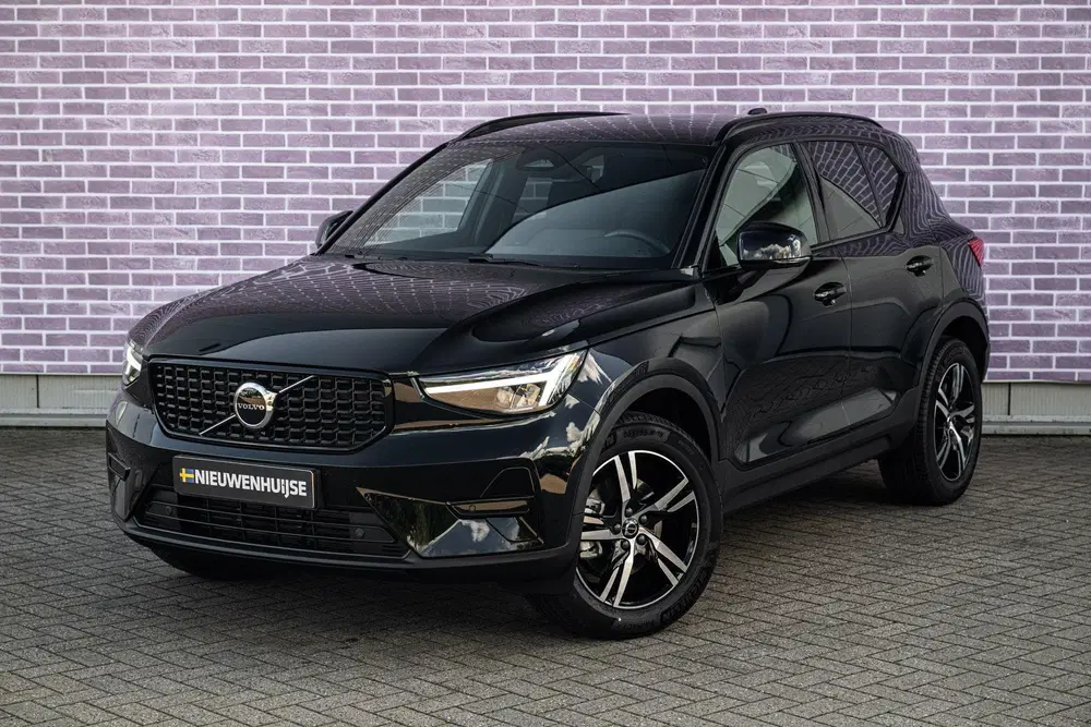 Volvo XC40 2.0 B4 Plus Dark uit 2026, foto 16
