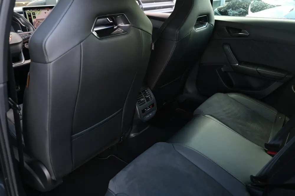 Cupra Leon 1.5 eTSI 150PK DSG Facelift Pano Led uit 2024, foto 10