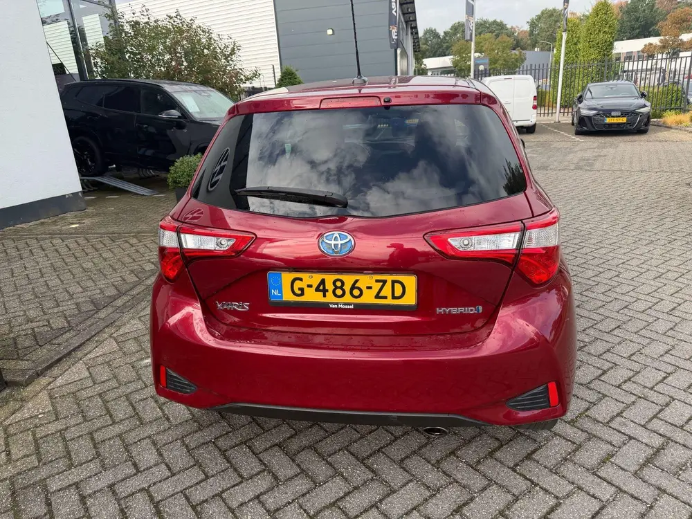 Toyota Yaris 1.5 Hybrid Dynamic 100 PK | Automaat | Cruise C uit 2019, foto 6