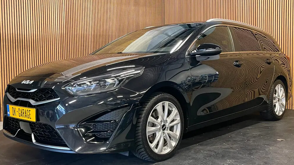 Kia Ceed 1.5 T-GDi GT-Line uit 2024, foto 5