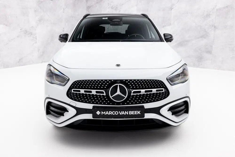 Mercedes-Benz GLA GLA 250 e AMG Line uit 2024, foto 9