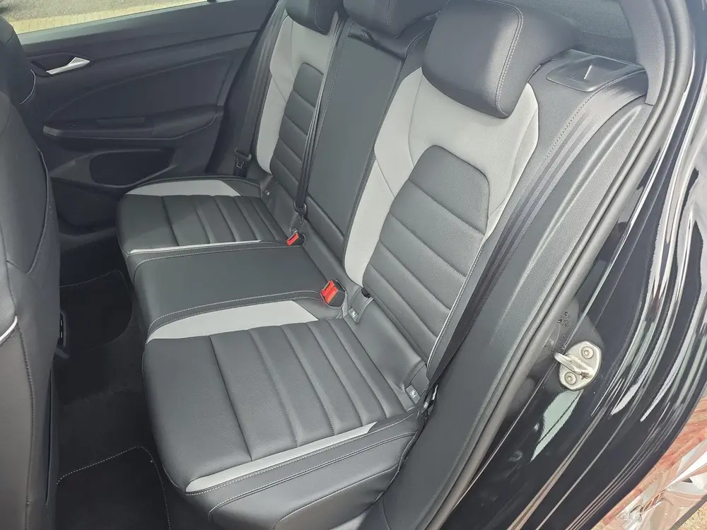 Volkswagen Golf 1.5 eHybrid GTE | PHEV | 272PK | Trekhaak | uit 2025, foto 20