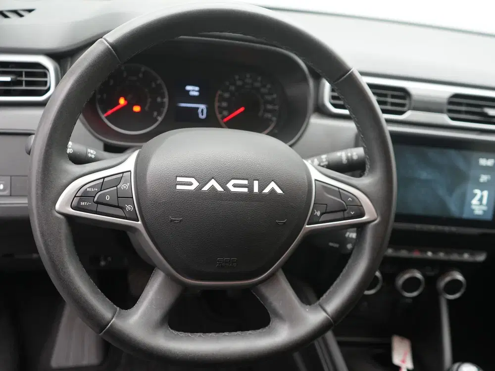 Dacia Duster TCe 150 4x4 Journey uit 2023, foto 13