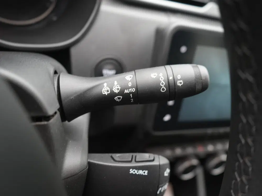 Dacia Duster TCe 150 4x4 Journey uit 2023, foto 17