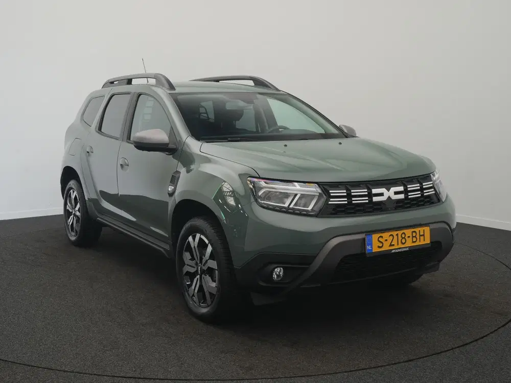 Dacia Duster TCe 150 4x4 Journey uit 2023, foto 2