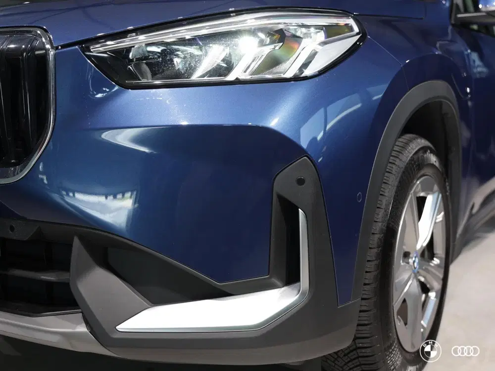 BMW X1 xDrive25e BUSINESS uit 2024, foto 13