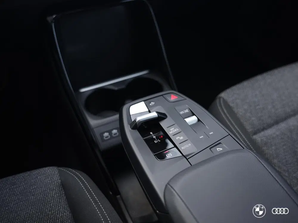 BMW X1 xDrive25e BUSINESS uit 2024, foto 19