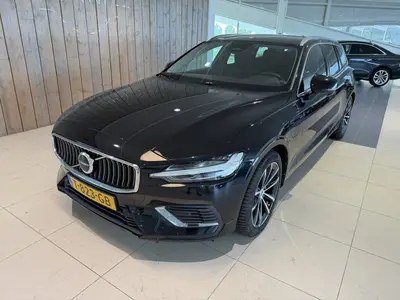 Volvo V60 2.0 T6 Plug-in Hybrid AWD Core Bright (bj uit 2023
