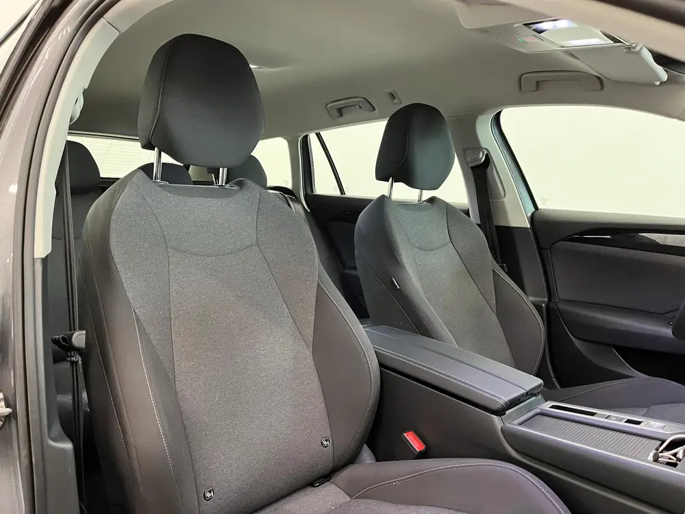 Volkswagen Passat Variant 1.5 eTSI DSG-7 Aut Variant Busines uit 2025, foto 11