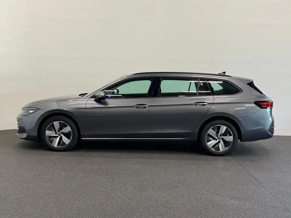 Volkswagen Passat Variant 1.5 eTSI DSG-7 Aut Variant Busines uit 2025, foto 3