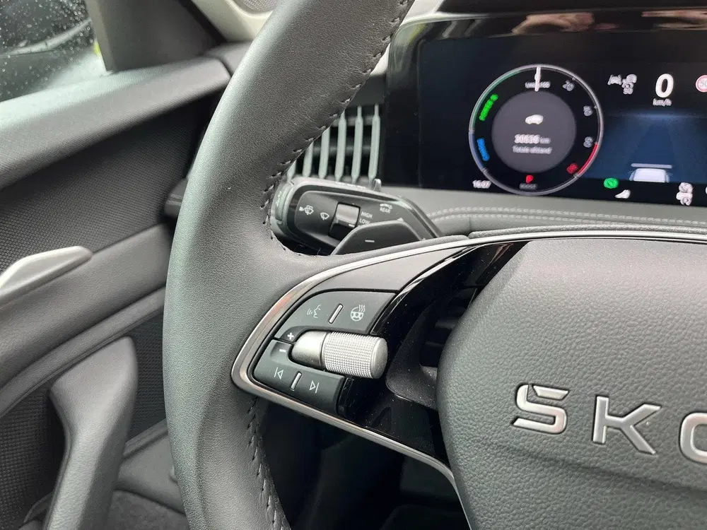 Skoda Superb 1.5 TSI iV L&K uit 2025, foto 13