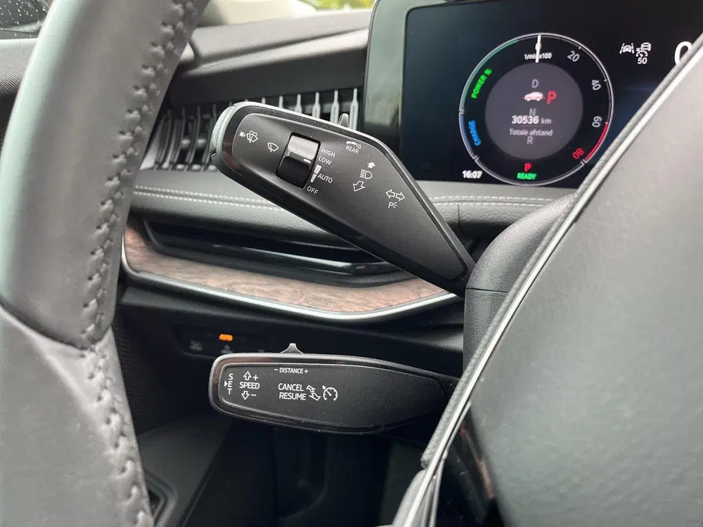 Skoda Superb 1.5 TSI iV L&K uit 2025, foto 15