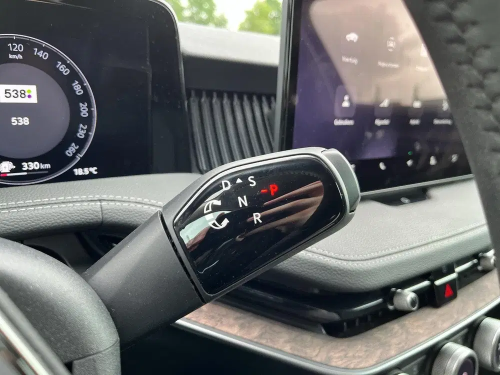 Skoda Superb 1.5 TSI iV L&K uit 2025, foto 16