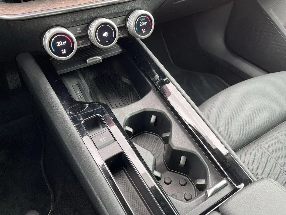 Skoda Superb 1.5 TSI iV L&K uit 2025, foto 19