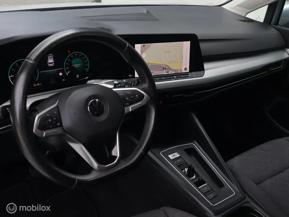 Volkswagen Golf Variant 1.0 eTSI 110 PK DSG7/AUTOMAAT Life N uit 2022, foto 16
