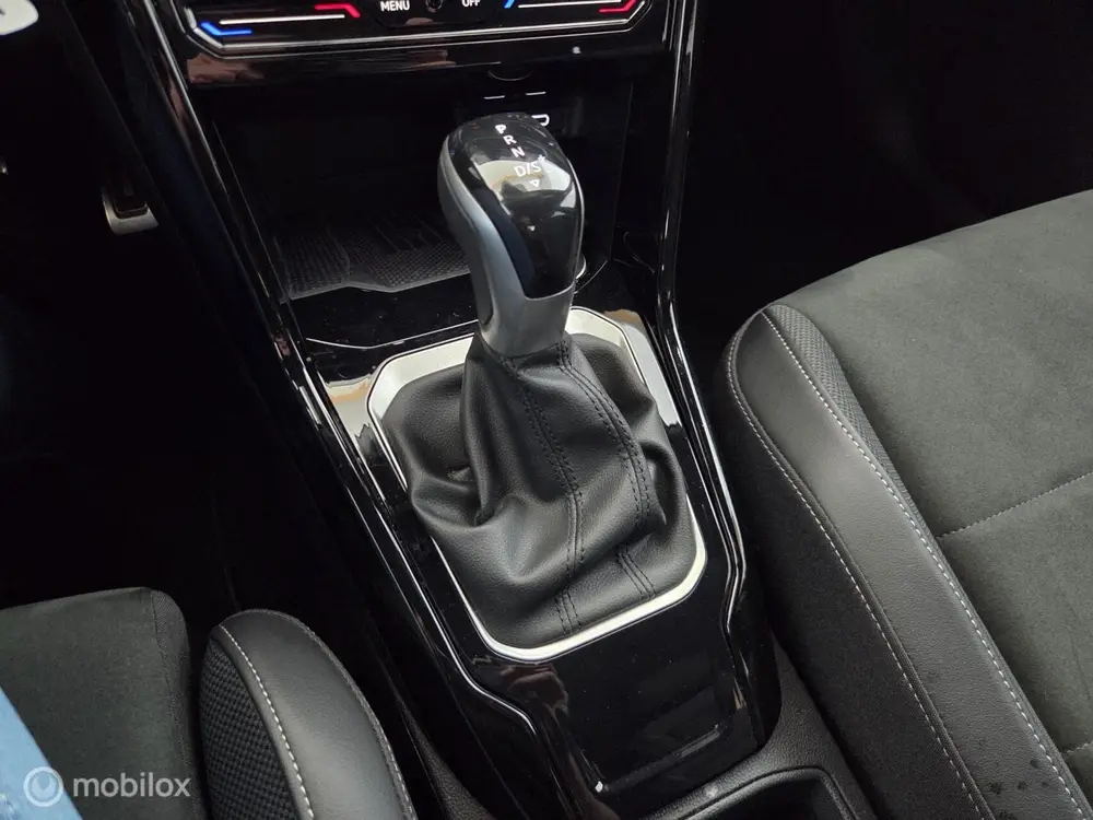 Volkswagen T-Roc 1.5 TSI 150PK Automaat R-Line trekhaak|IQ.l uit 2025, foto 13
