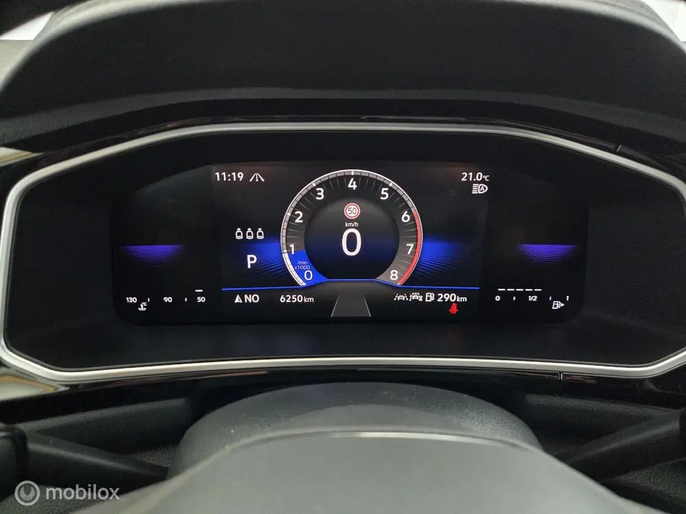 Volkswagen T-Roc 1.5 TSI 150PK Automaat R-Line trekhaak|IQ.l uit 2025, foto 8