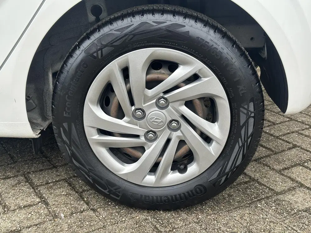 Hyundai I10 1.0 Comfort uit 2022, foto 14