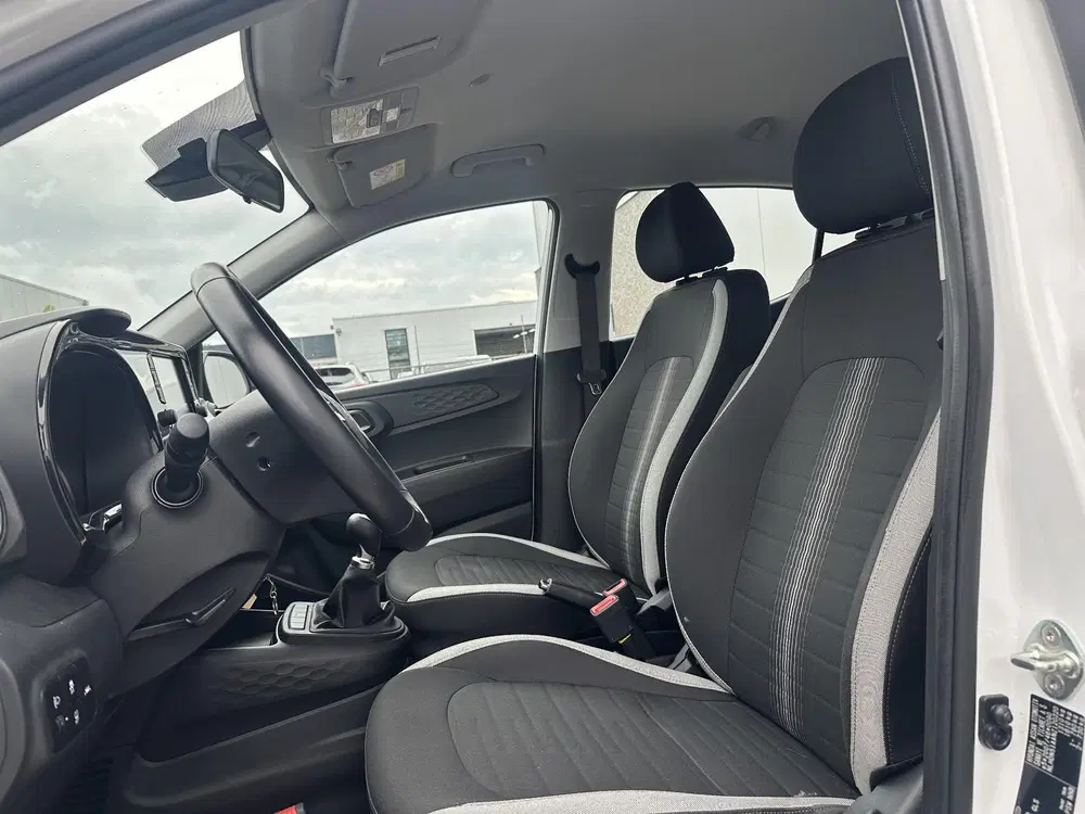 Hyundai I10 1.0 Comfort uit 2022, foto 6