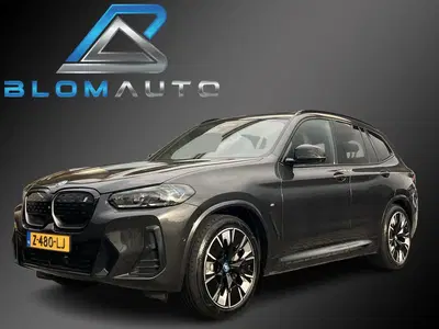 BMW iX3 High Executive M-SPORT SOH 100% PANO+TREKH uit 2024
