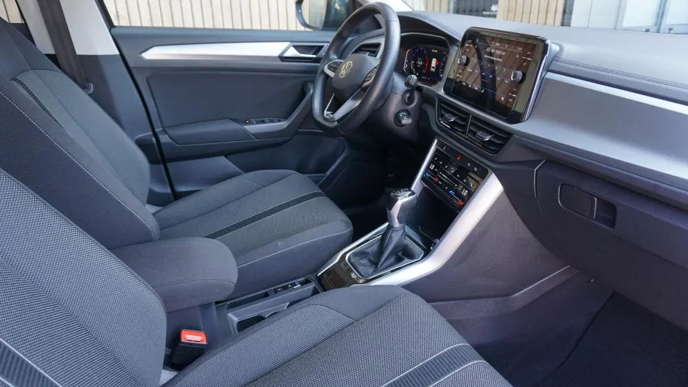 Volkswagen T-Roc 1.5 TSI 150pk DSG Life Business *Facelift* uit 2022, foto 20
