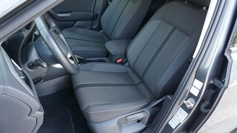 Volkswagen T-Roc 1.5 TSI 150pk DSG Life Business *Facelift* uit 2022, foto 9
