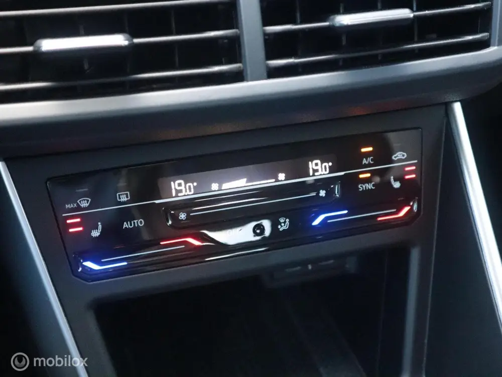 Volkswagen Polo 1.0 TSI 95 PK Life Navigatie|Stoelverw|Digi uit 2023, foto 17