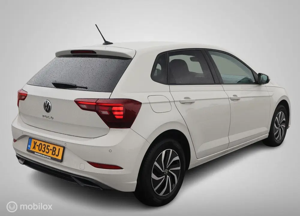 Volkswagen Polo 1.0 TSI 95 PK Life Navigatie|Stoelverw|Digi uit 2023, foto 3