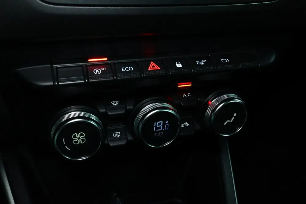 Dacia Duster 1.3 TCe Prestige AVM 33000 KM ! NAVI CAMERA PDC uit 2021, foto 18