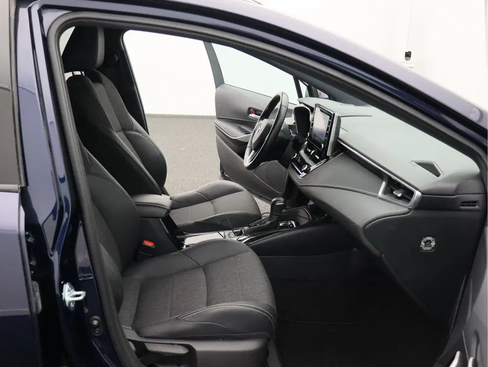 Toyota Corolla 1.8 Hybrid Business Plus uit 2021, foto 20