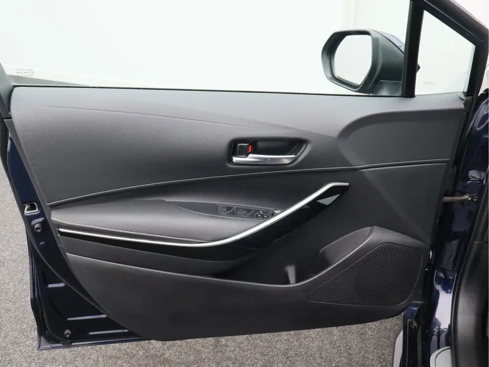 Toyota Corolla 1.8 Hybrid Business Plus uit 2021, foto 8