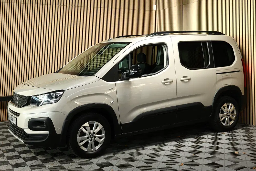 Peugeot Rifter 1.2 Puretech GT-Line AUT CARPLAY CAM NAV P uit 2021, foto 7