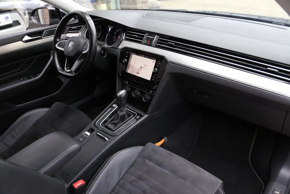Volkswagen Passat Variant 1.5 TSI Elegance DSG Navi Camera L uit 2020, foto 4