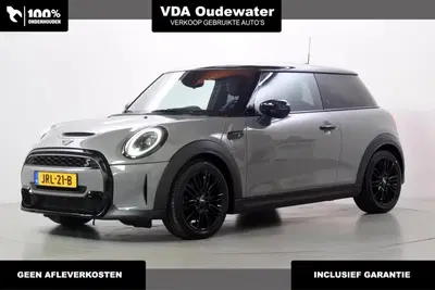 Mini Cooper S 2.0 Cooper S Yours Moonwalk Blacked out uit 2021