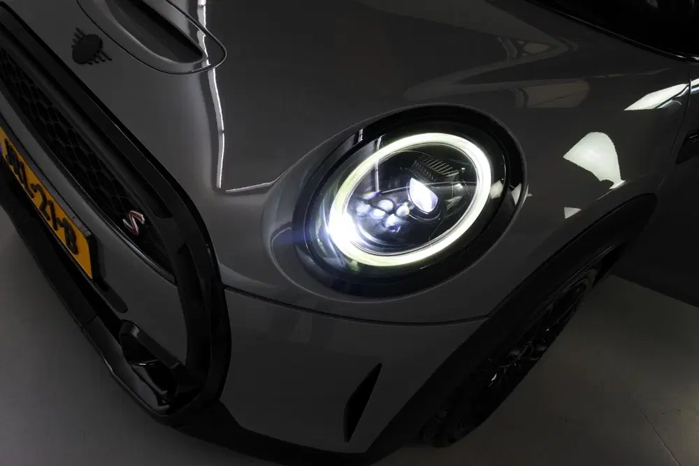 Mini Cooper S 2.0 Cooper S Yours Moonwalk Blacked out uit 2021, foto 14